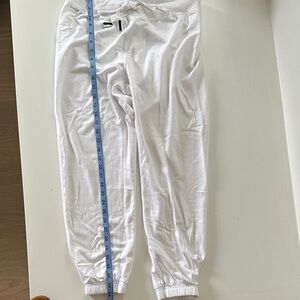 Stateside Women’s White  Drawstring Jogger Pants